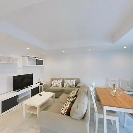 Quiet En Montemar Apartment *